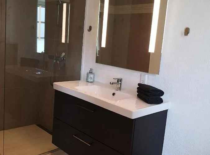 Billund - Assengaard Bed and breakfast Give