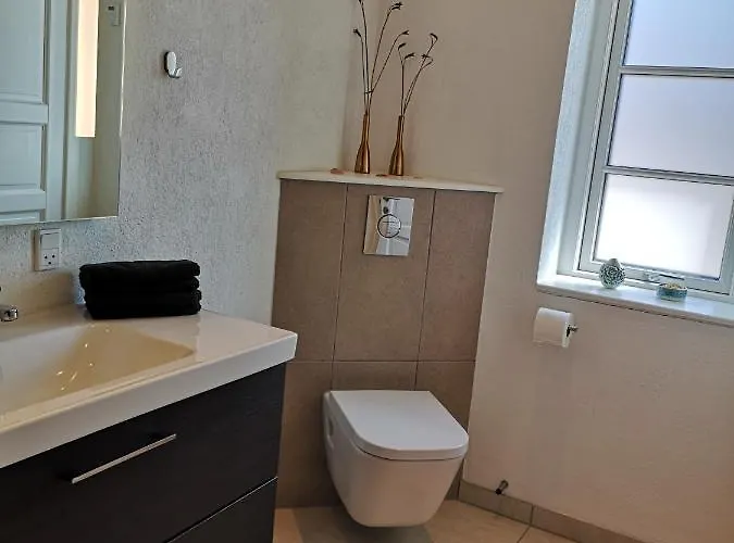 Billund - Assengaard Bed and breakfast Give